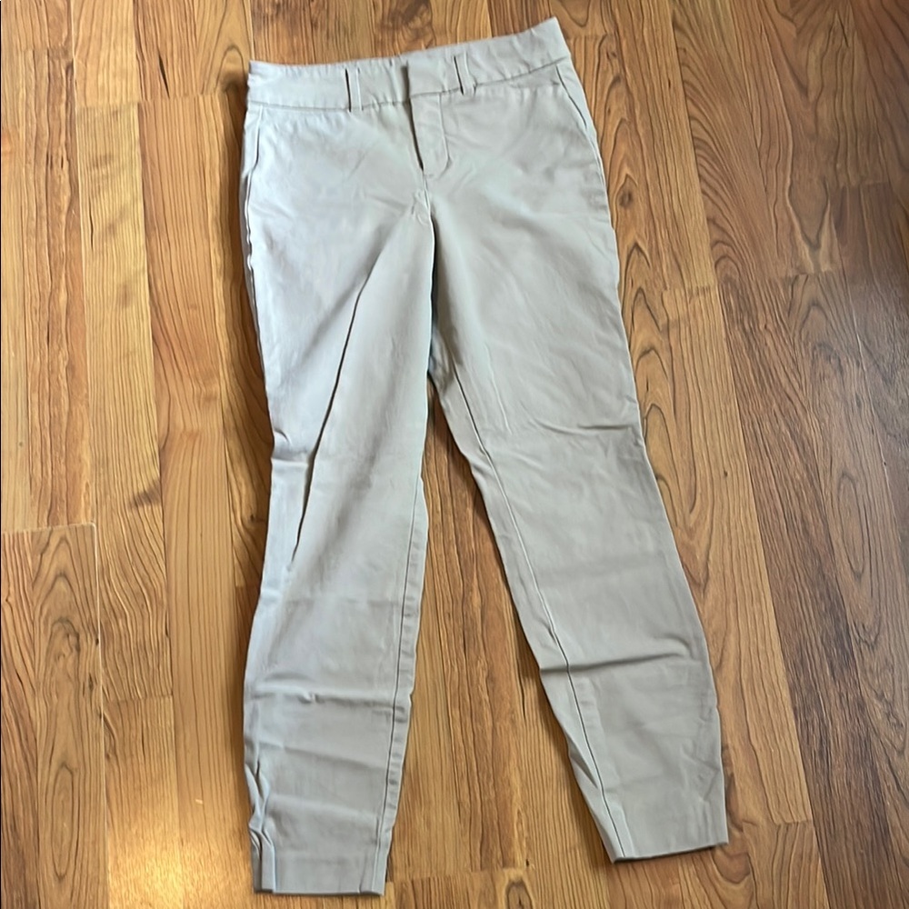 Old Navy Women's High Rise Pixie Beige Chinos